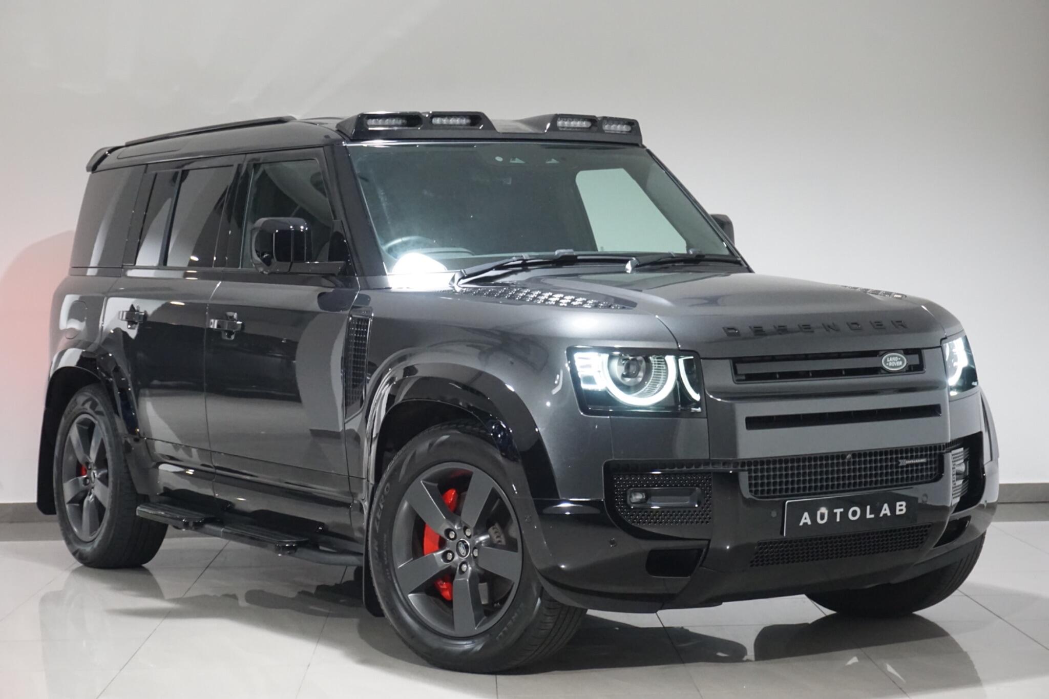 Land Rover Defender 110 3.0 D300 MHEV X-Dynamic HSE Hard Top SUV Auto 4WD MWB Euro 6 (s/s) 5dr